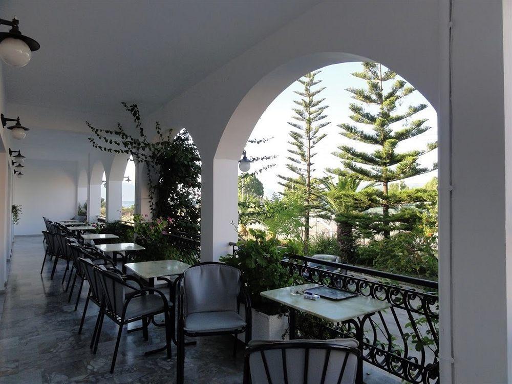 Hotel Athina Karavómilosz Kültér fotó