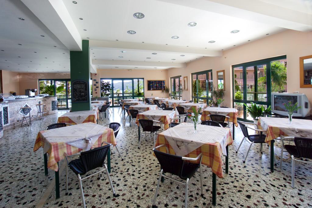 Hotel Athina Karavómilosz Kültér fotó