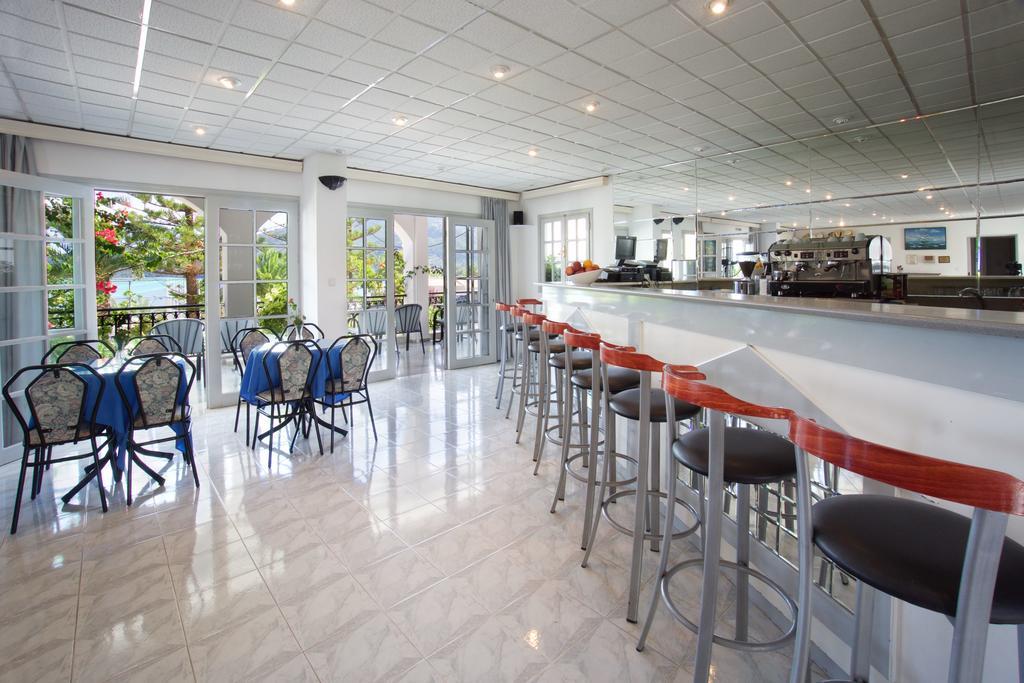 Hotel Athina Karavómilosz Kültér fotó