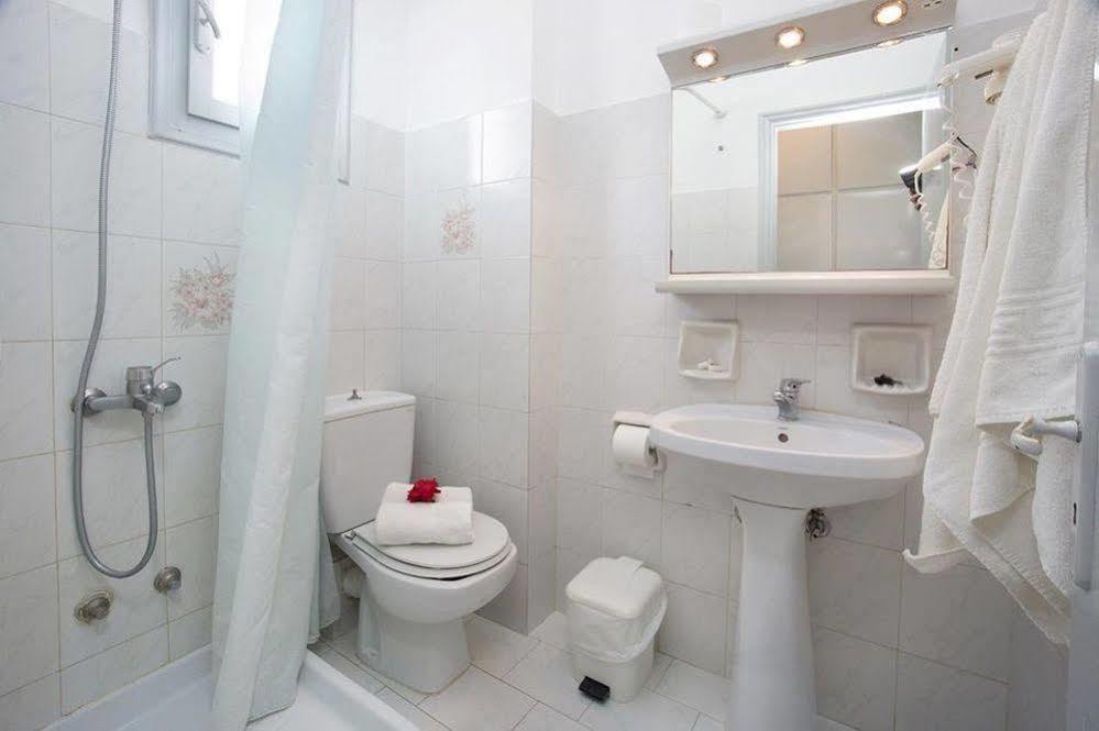Hotel Athina Karavómilosz Kültér fotó